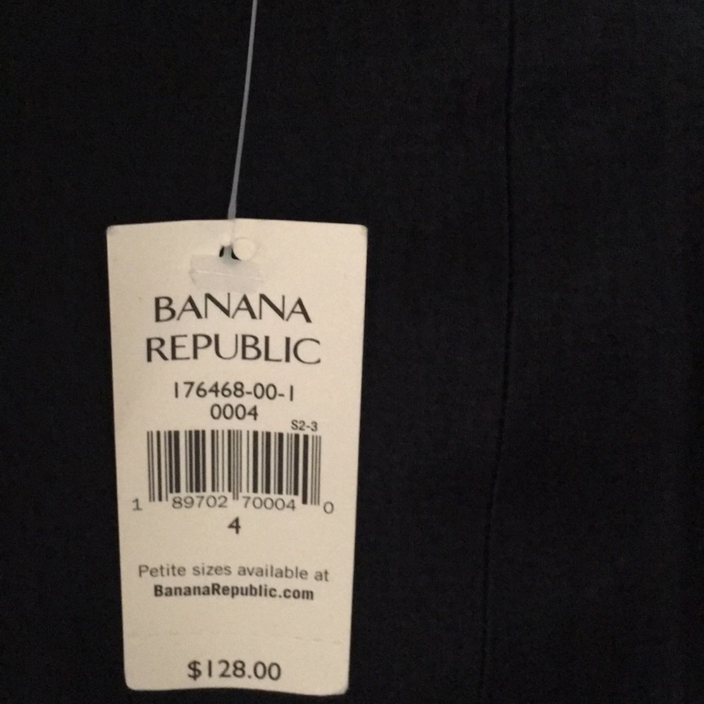 Banana Republic - Picture 2 of 8